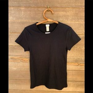 HM Black basic tee NWT
Good condition
A